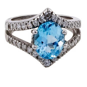 18ct White Gold Blue Topaz / Cubic Zirconia Ring Size N